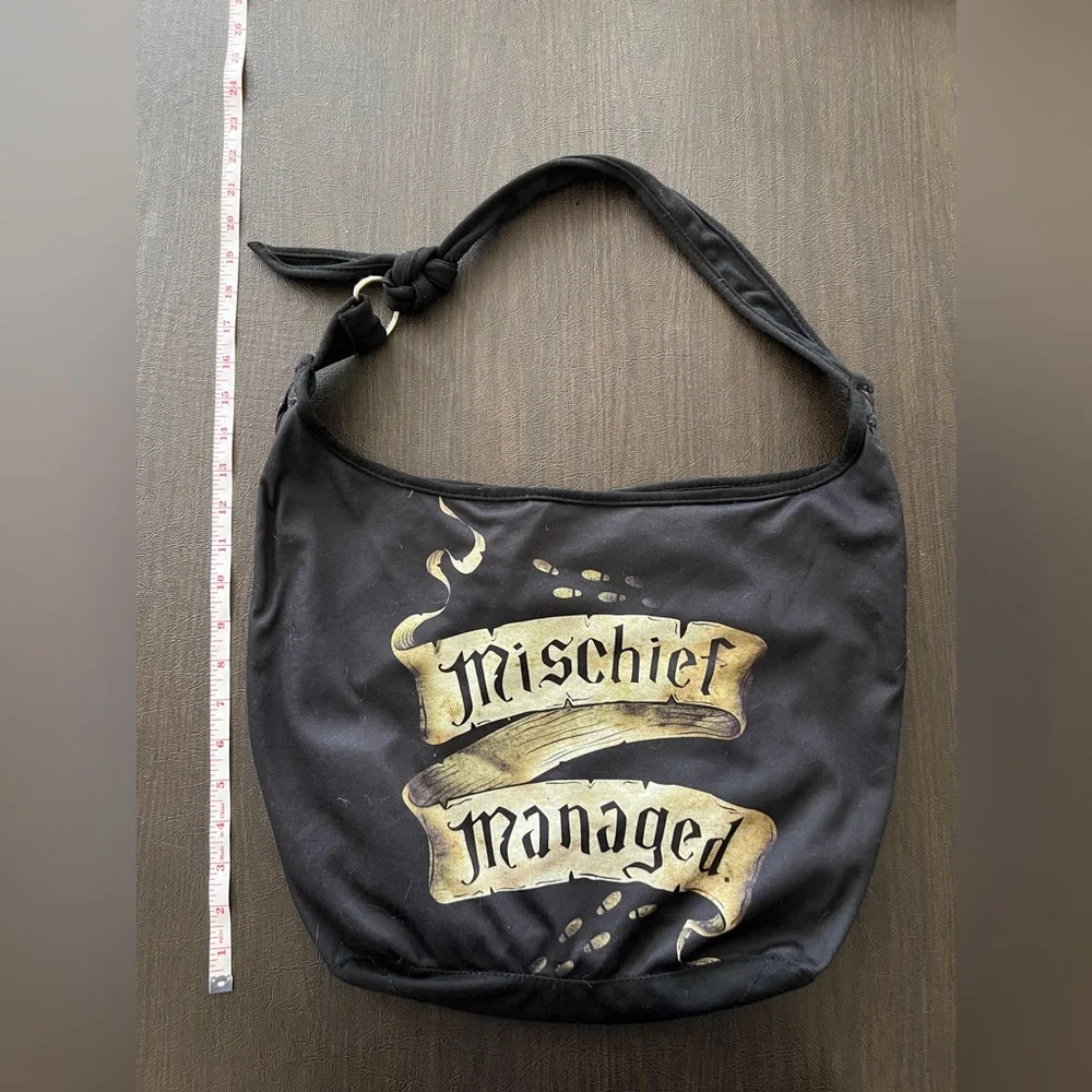 NWOT Harry Potter Mischief Manager Hobo Bag, Hot Topic - Picture 2 of 4